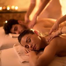 Couples Massage Thai Oil Massage